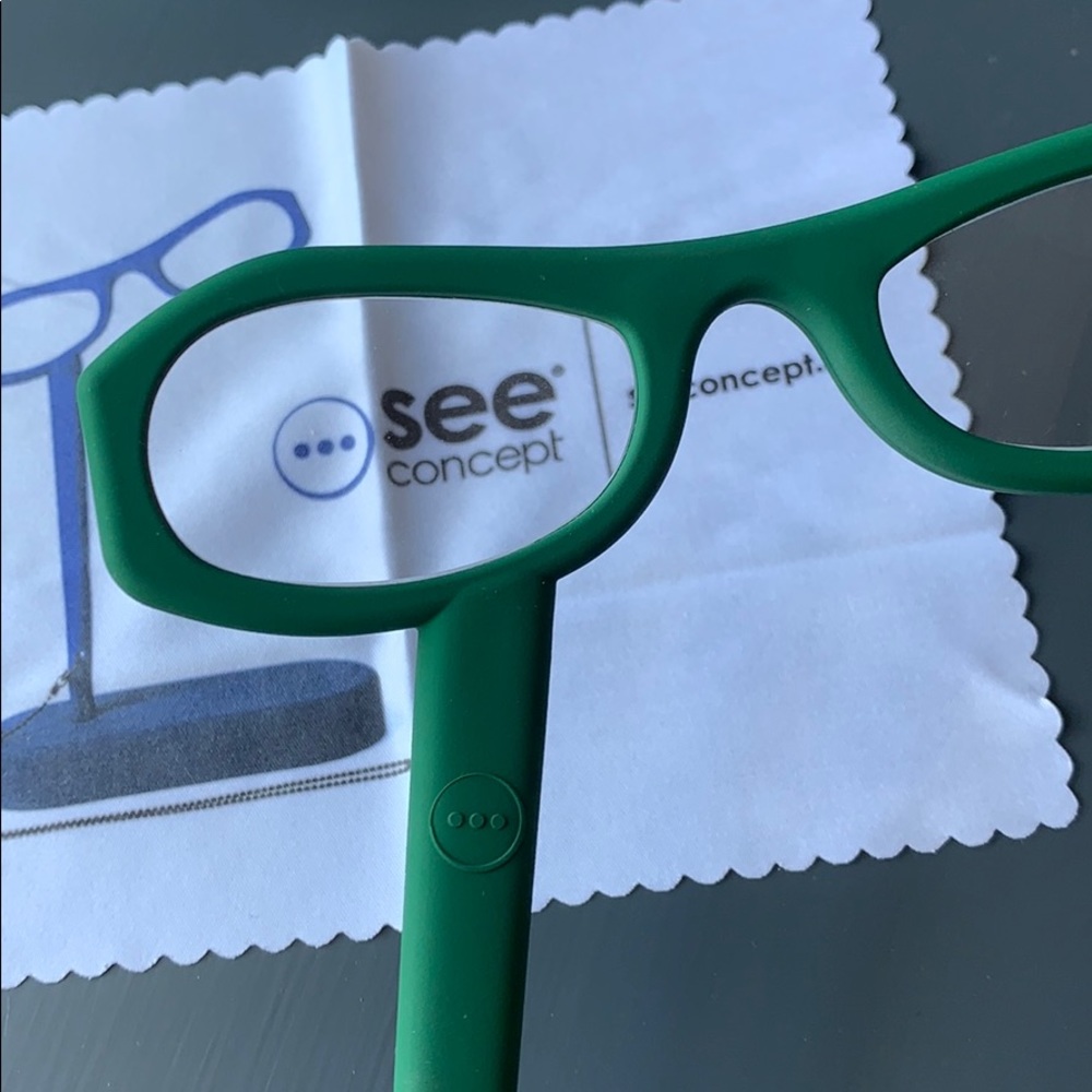 Reading Glasses - image 3